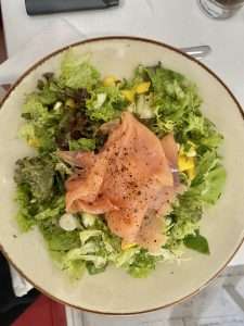 Deliciosa salada de salmão do Healthylicious