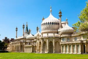 A arquitetura do icônico Brighton Pavillion é como nada que já viu na vida!