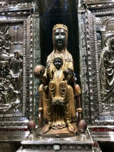 A impressionante Madonna Negra de Montserrat