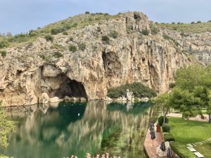 O lindíssimo Lago Vouliagmeni