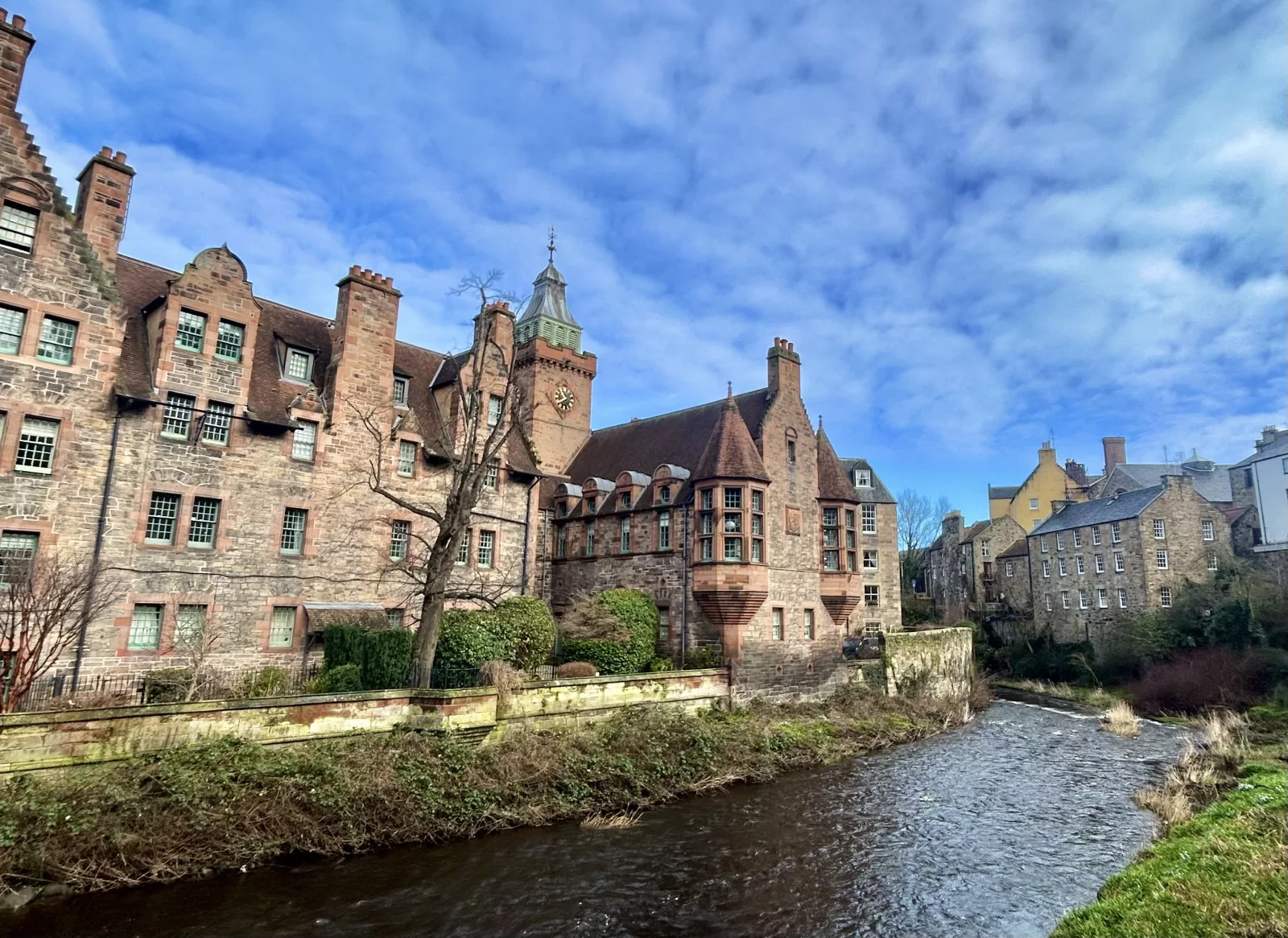 Panorama do bairro Dean Village, em Edimburgo Escócia